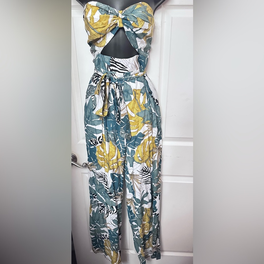 NWT THE SANG Tropical Leaf Print Strapless option Jumpsuit size M - Picture 4 of 4